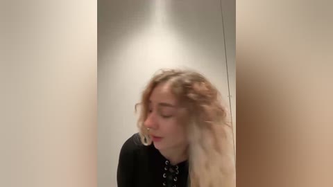 janchi_ free recording from 2025-12-05 01:18:00