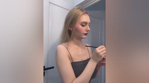 nezukoo free recording from 2025-11-17 09:33:00