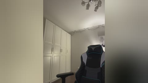 _lana_chester_ free recording from 2025-11-21 21:07:00