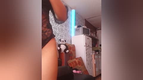 sunnyleo88 free recording from 2025-12-05 00:22:00