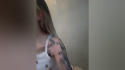 queenking free recording from 2025-12-05 00:07:00