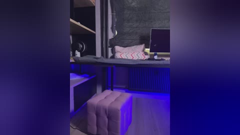 nickimaldini free recording from 2025-12-05 00:22:00