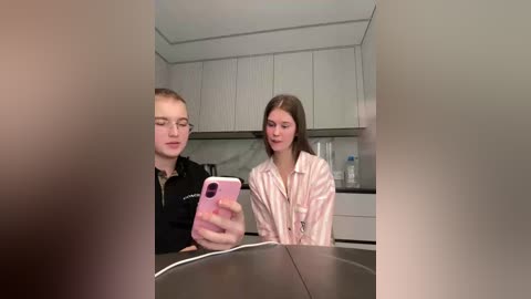 danielasweet free recording from 2025-12-05 00:22:00