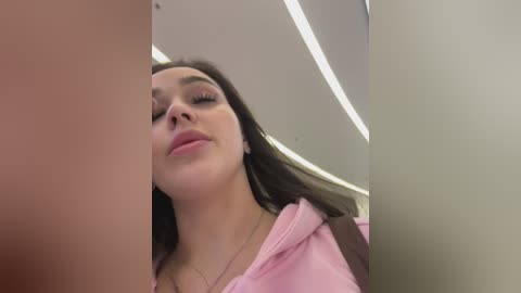 sasha_orlova free recording from 2025-11-25 11:29:00