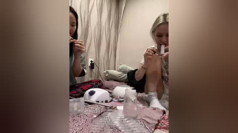 emyeva free recording from 2025-12-05 00:07:00