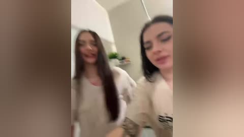 lisaanddenis free recording from 2025-12-05 00:07:00