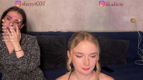 sweety_couple free recording from 2025-12-05 00:07:00