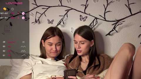 2love_love2 free recording from 2025-12-05 00:07:00