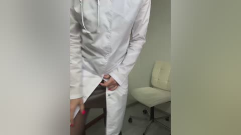 adelaida1001 free recording from 2025-12-05 00:07:00