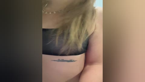 ann_den free recording from 2025-12-05 00:07:00