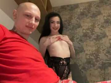 dark_luna free recording from 2025-12-05 00:22:00