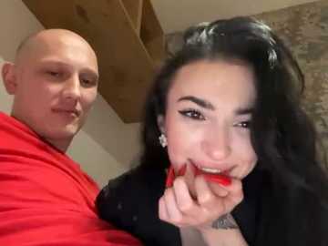 dark_luna free recording from 2025-12-05 00:22:00