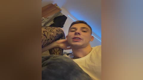 likesecs free recording from 2025-12-05 01:18:00