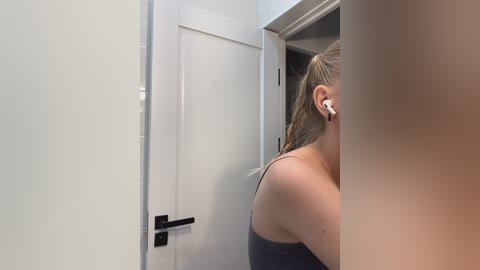 nezukoo free recording from 2025-12-02 15:21:00