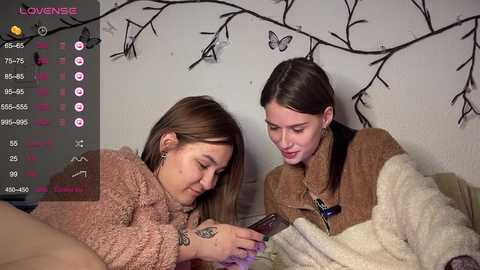 2love_love2 free recording from 2025-12-05 00:07:00