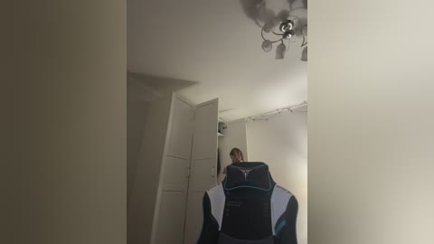 _lana_chester_ free recording from 2025-12-05 00:07:00