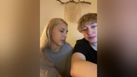 linatwins free recording from 2025-12-05 00:07:00