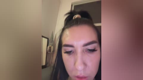 monikayyy free recording from 2025-12-05 00:07:00