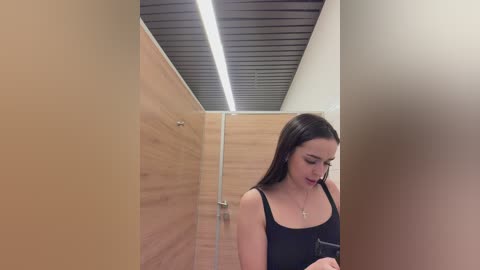 sasha_orlova free recording from 2025-12-05 00:07:00