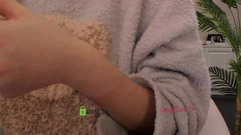 annadaisy1 free recording from 2025-12-05 00:07:00