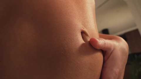 baby_maksin free recording from 2025-12-05 00:41:00