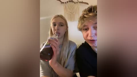 linatwins free recording from 2025-12-05 00:07:00