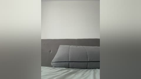 tati16 free recording from 2025-12-05 00:07:00