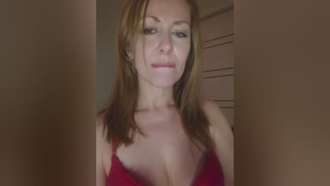 chelsi16 free recording from 2025-12-05 01:41:00