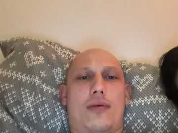 dark_luna free recording from 2025-12-05 01:18:00