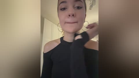 _lana_chester_ free recording from 2025-12-06 02:59:00