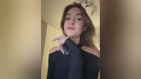 _lana_chester_ free recording from 2025-12-06 00:24:00