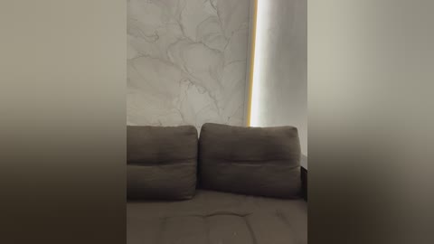 your_girlfriend free recording from 2025-12-06 00:03:00