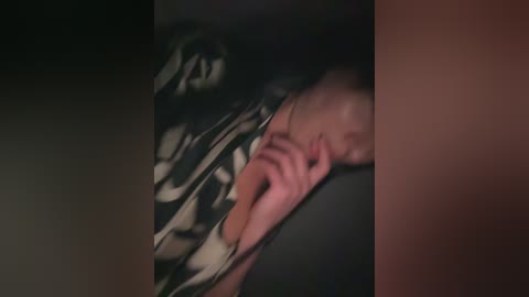 _passionate_ free recording from 2025-12-08 00:21:00