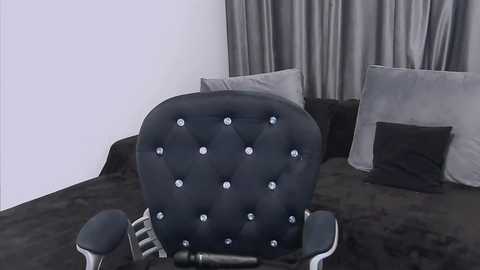 lovelyblondyx free recording from 2025-12-08 00:09:00