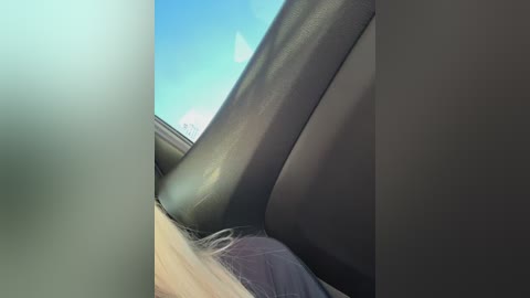 lovensesgirl free recording from 2025-12-08 02:54:00