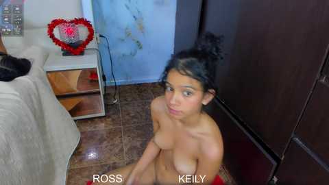 innocent_looks free recording from 2025-12-10 00:27:00