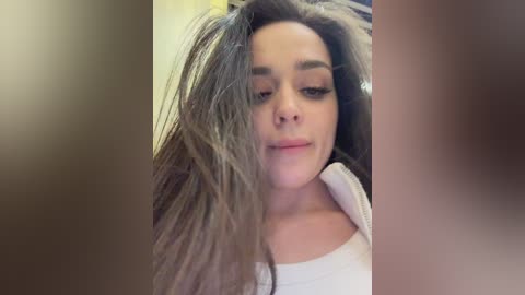 sasha_orlova free recording from 2025-12-10 00:39:00