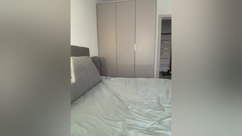 tati16 free recording from 2025-12-09 04:50:00