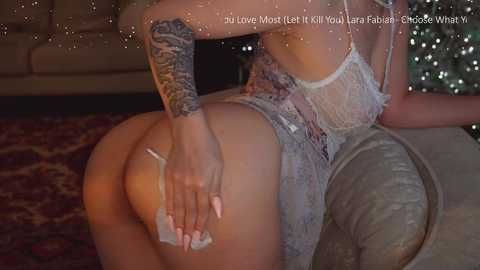 _queen_maria_ free recording from 2025-12-11 01:32:00