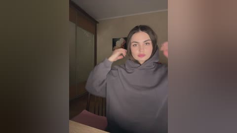 twoplay free recording from 2025-12-12 00:17:00