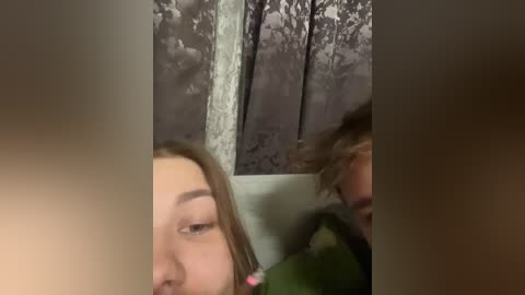 lovepopi0201 free recording from 2025-12-11 00:09:00