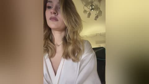 _lana_chester_ free recording from 2025-12-13 00:12:00