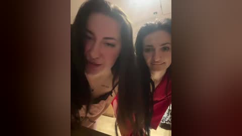 lunamoonauraa free recording from 2025-12-13 00:12:00