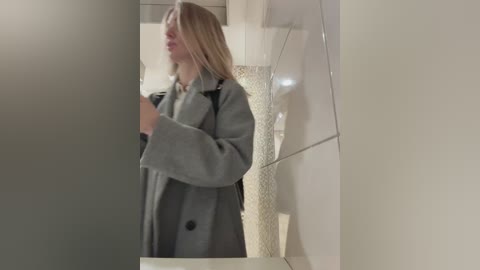 _cutiekitty_ free recording from 2025-12-15 00:21:00