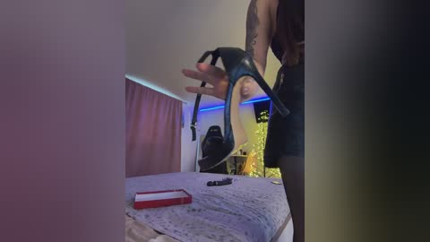 _maybebaby_ free recording from 2025-12-14 00:21:00