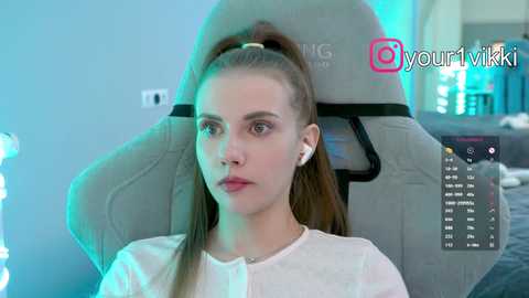 _vikkil0vescheese_ free recording from 2025-12-14 00:06:00