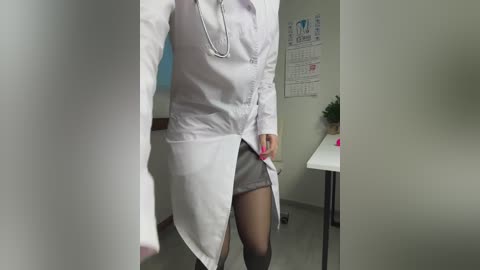 adelaida1001 free recording from 2025-12-14 00:04:00