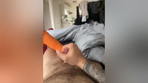 flora8845 free recording from 2025-12-14 00:04:00