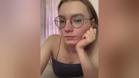 nezukoo free recording from 2025-12-14 04:01:00