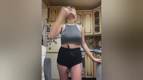 _breid_1 free recording from 2025-12-15 02:00:00